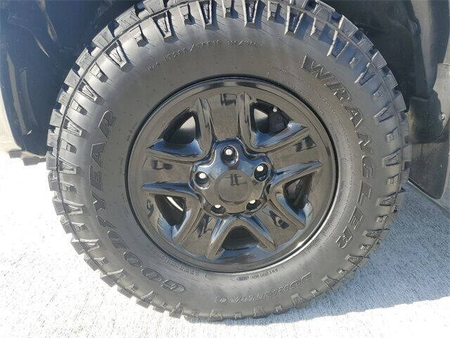 2017 Toyota Tundra SR5