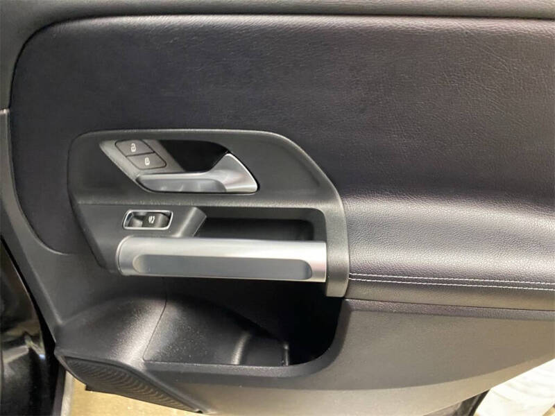 2021 Mercedes-Benz GLB GLB 250