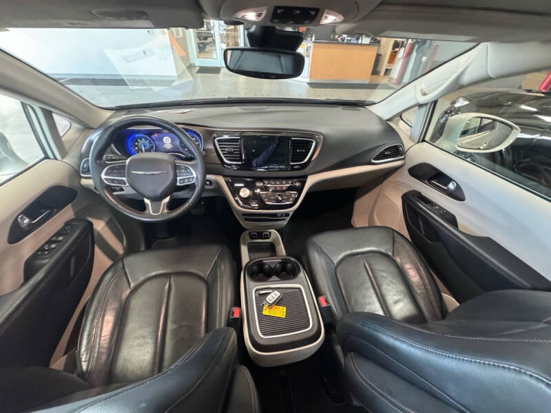 2019 Chrysler Pacifica Touring L Plus