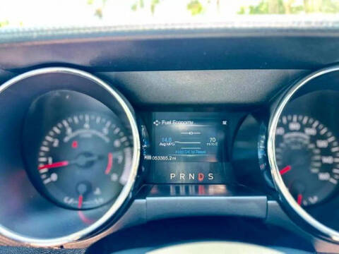 2015 Ford Mustang V6