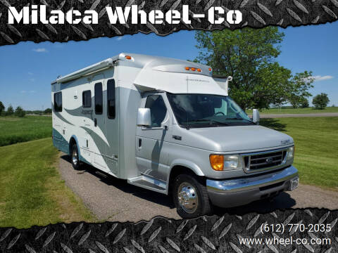 2005 Ford E-Series Chassis for sale at Milaca Wheel-Co in Milaca MN
