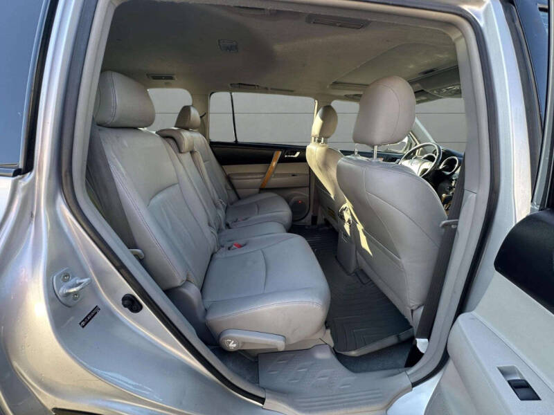 2010 Toyota Highlander Hybrid Limited