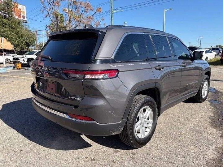 2023 Jeep Grand Cherokee Laredo