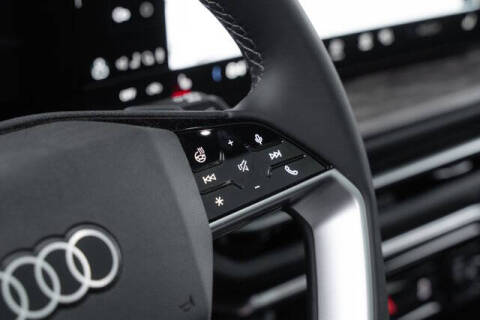 2025 Audi Q5 quattro Premium Plus TFSI