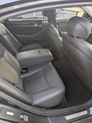 2018 Genesis G80 3.8