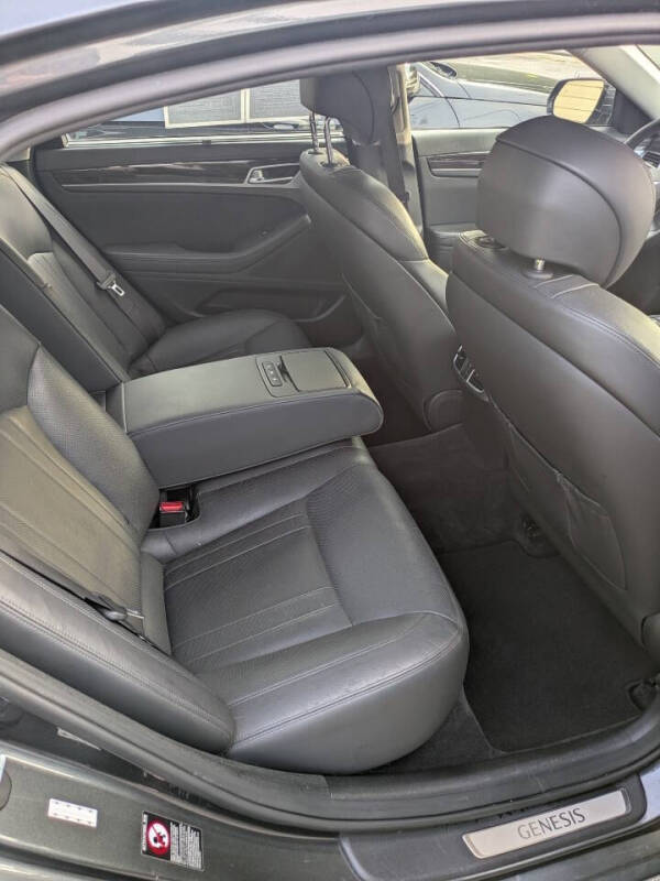 2018 Genesis G80 3.8