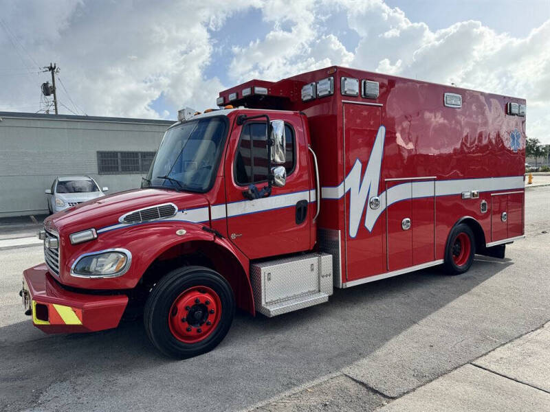 2016 Freightliner M2 106