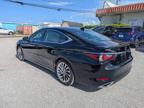 2022 Lexus ES 350 Ultra Luxury