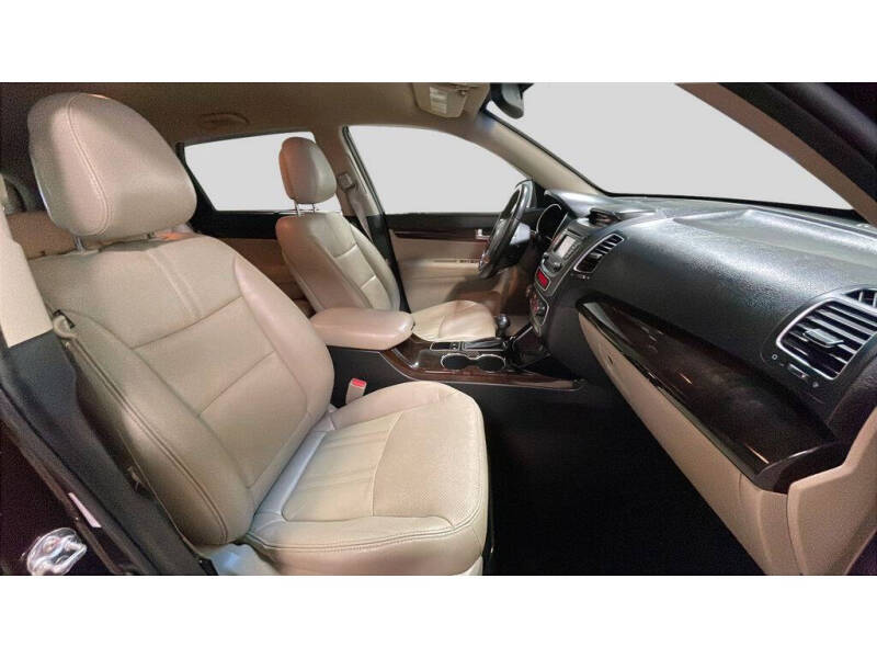 2014 Kia Sorento LX
