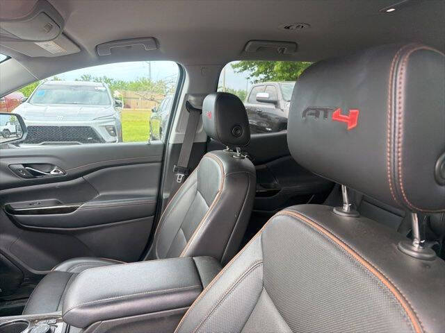 2021 GMC Acadia AT4