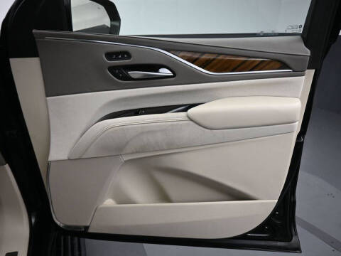 2023 Cadillac Escalade ESV Sport Platinum