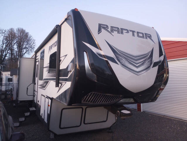 Keystone RV Raptor Image