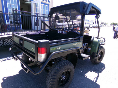 2010 John Deere Gator 25i side-by-side
