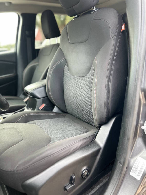 2017 Jeep Cherokee Latitude