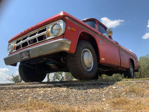 1969 Dodge D200 Pickup