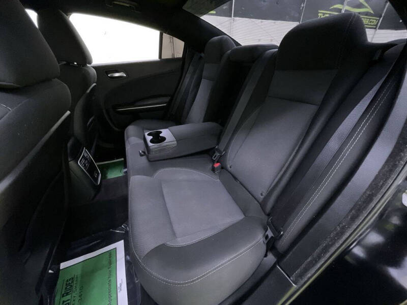 2018 Dodge Charger SXT