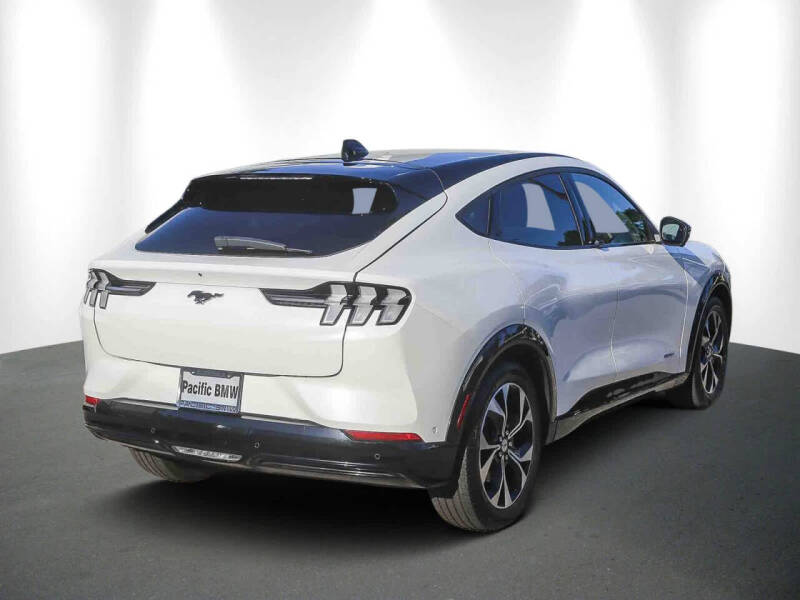 2022 Ford Mustang Mach-E Premium