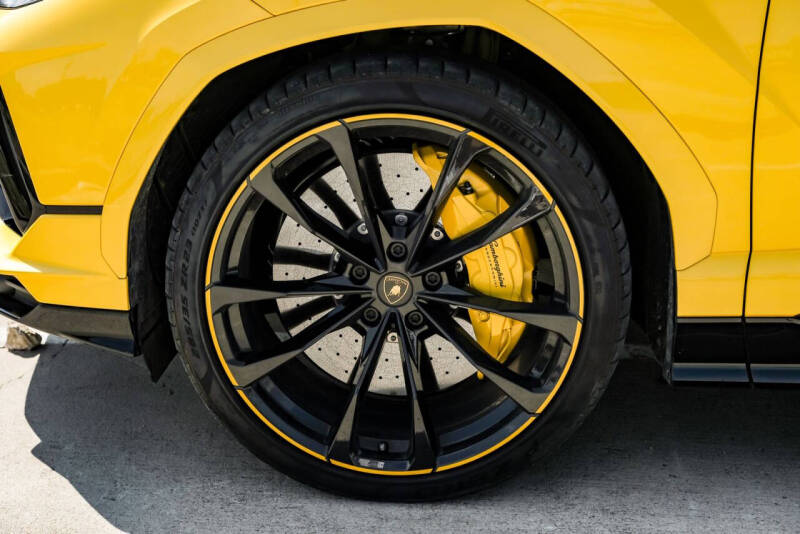 2024 Lamborghini Urus S