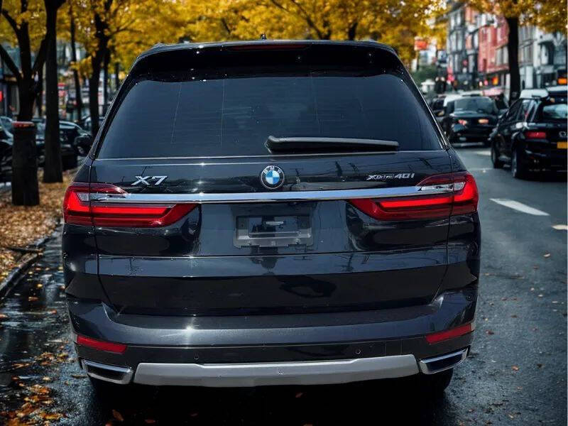 2022 BMW X7 xDrive40i