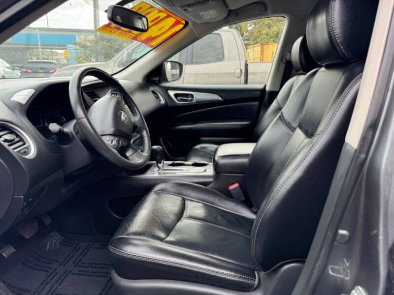 2018 Nissan Pathfinder S