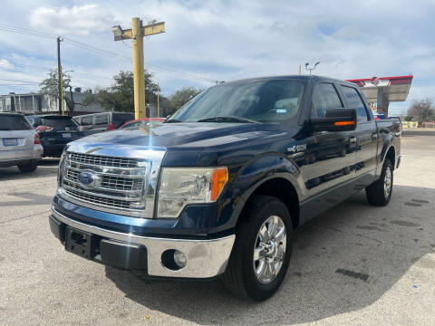 2013 Ford F-150 for sale at Friendly Auto Sales in Pasadena TX