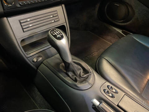 2004 Porsche 911 Carrera 4S