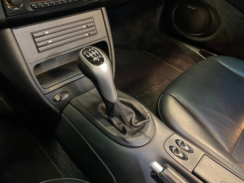 2004 Porsche 911 Carrera 4S