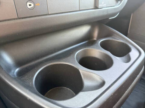 2024 Chevrolet Express 2500