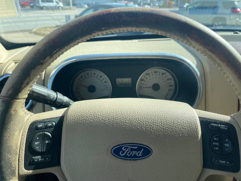 2006 Ford Explorer Eddie Bauer