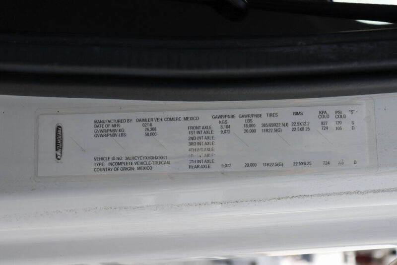 2017 Freightliner M2 106