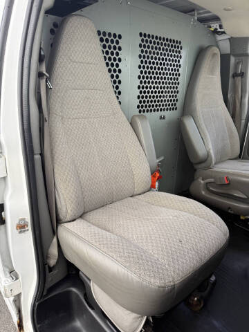 2016 Chevrolet Express 2500
