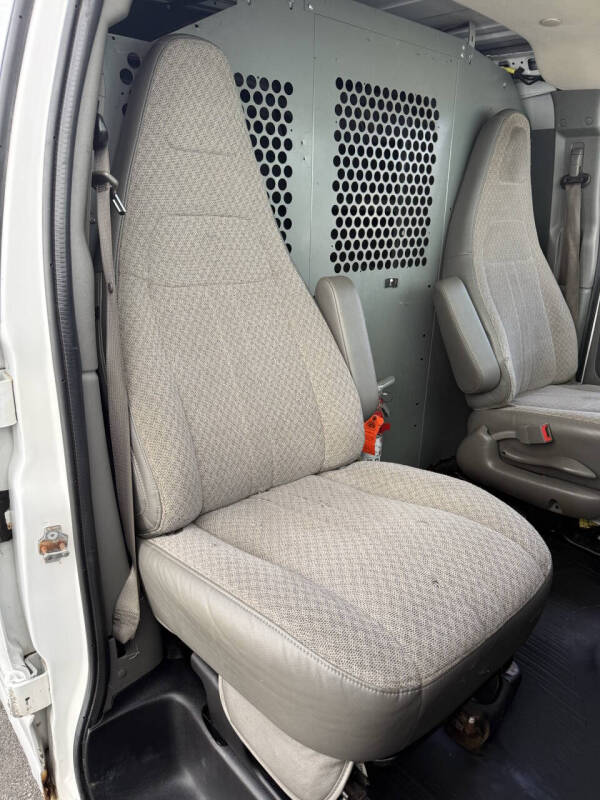 2016 Chevrolet Express 2500