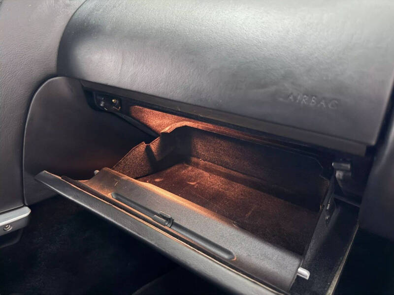 2006 Aston Martin V12 Vanquish S