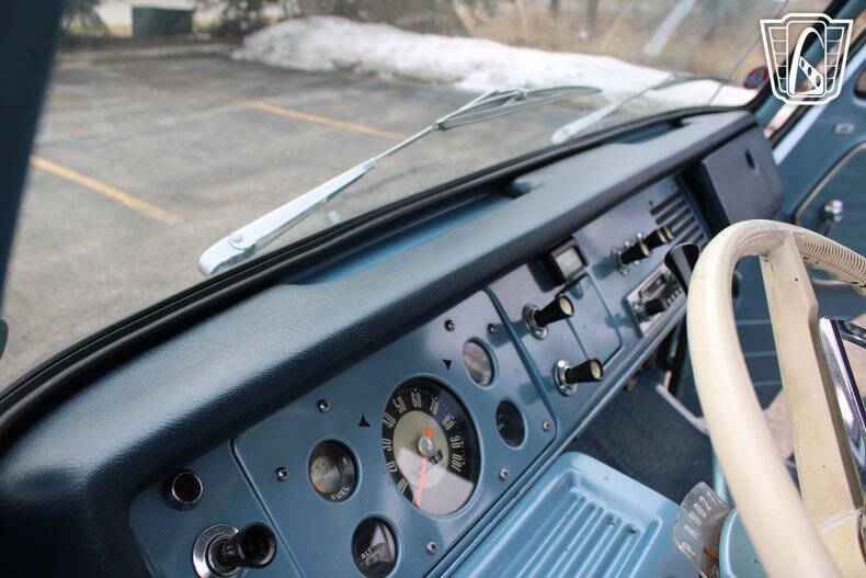 1967 Ford E-150