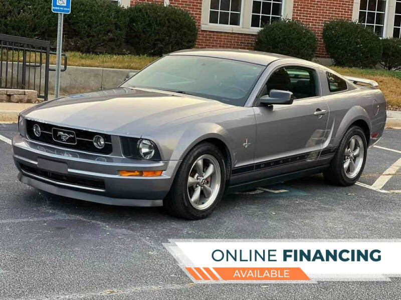 2006 Ford Mustang Standard's photo