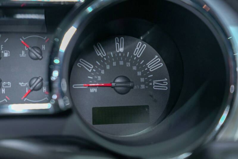 2005 Ford Mustang V6 Premium