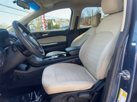 2018 Ford Edge SE