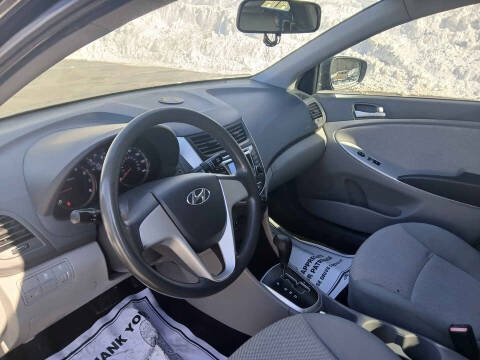 2013 Hyundai Accent GLS