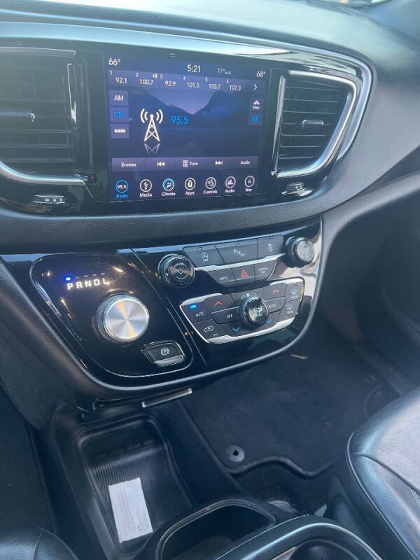 2018 Chrysler Pacifica Touring L Plus