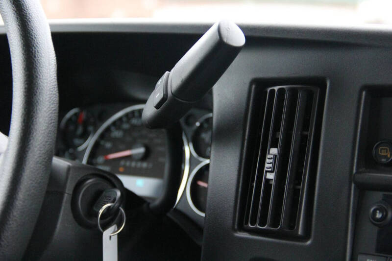 2022 Chevrolet Express 2500