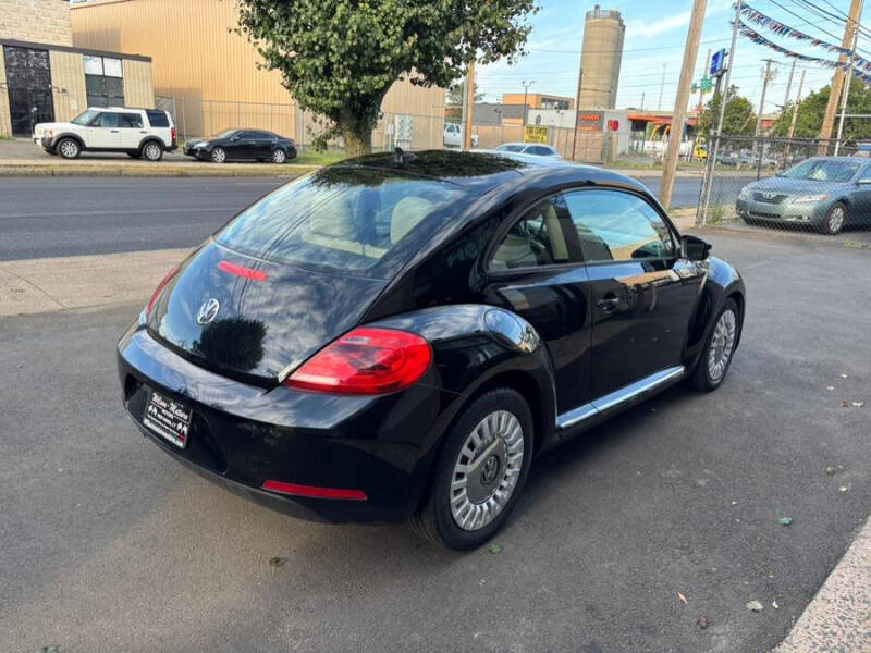 2013 Volkswagen Beetle