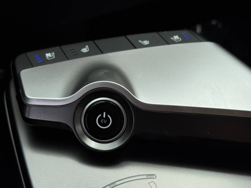 2022 Kia EV6 Wind