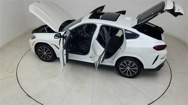 2023 BMW X6 xDrive40i