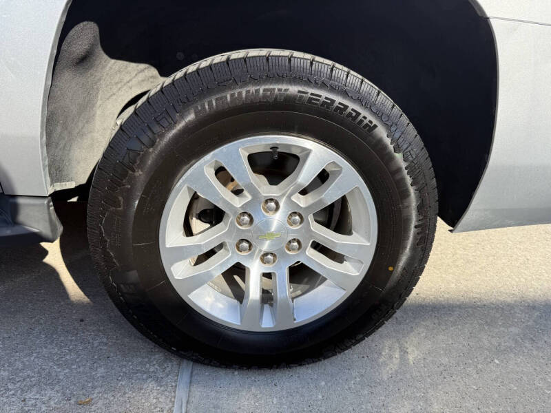 2015 Chevrolet Suburban LT