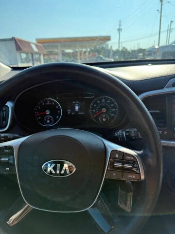 2019 Kia Sorento S V6