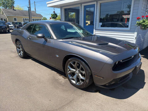 2015 Dodge Challenger SXT