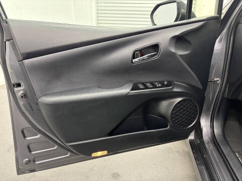 2021 Toyota Prius XLE