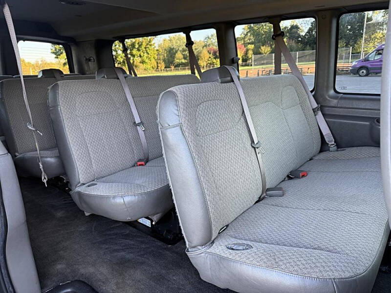 2017 Chevrolet Express LT 3500