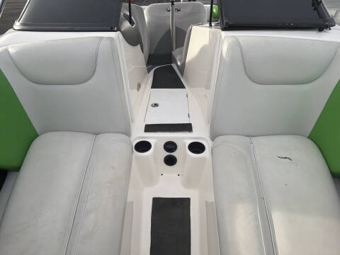 2003 Centurion Storm