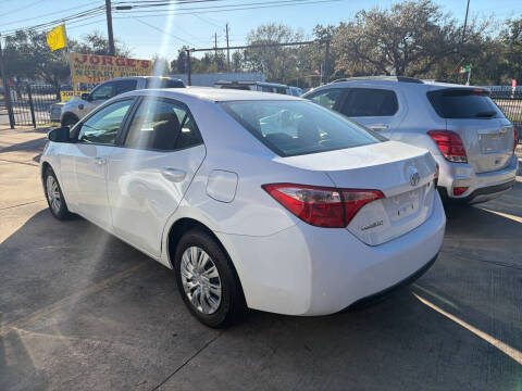 2018 Toyota Corolla LE